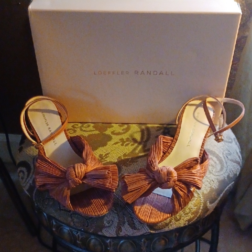 Loeffler Randall Dahlia Terracotta Pleated Bow Heel